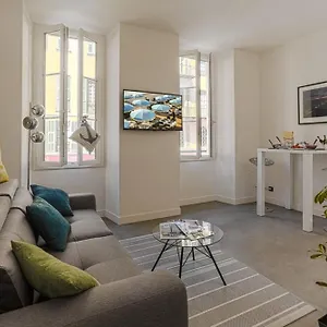 Paule - Great Old Town W Ac Apartment