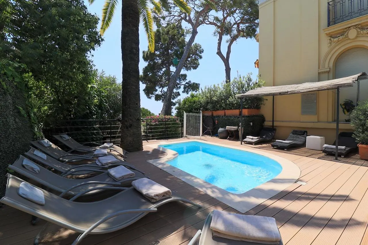 Hotel Petit Palais Nice