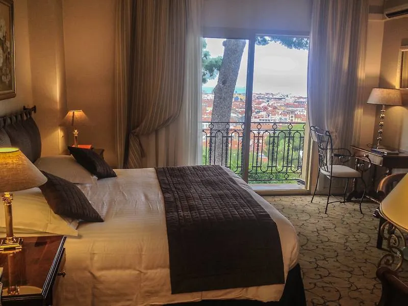 Hotel Petit Palais Nice